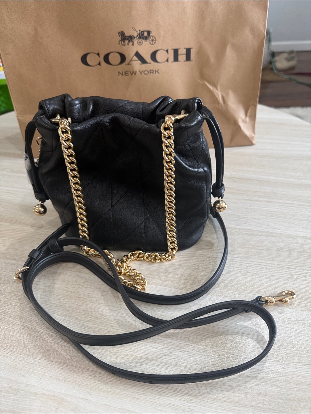 Coach Faye Mini Drawstring Bag With Quilting Gold/Black - Picture 4 of 4